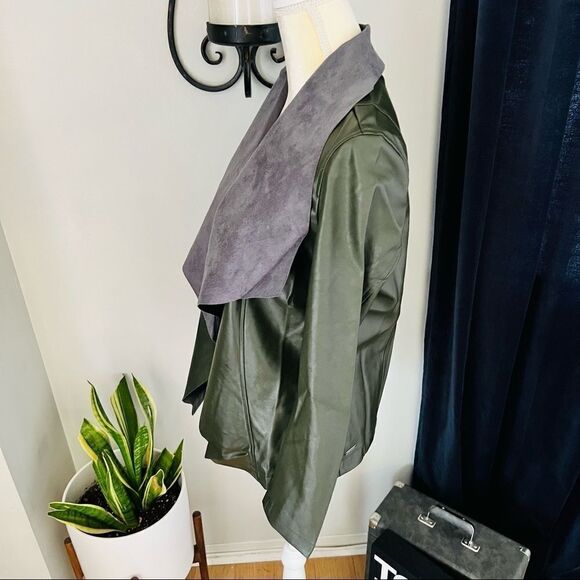Tahari Faux Leather Moto Drape Wrap Jacket, Comfy Dark‎ Green, Size Small, NWT - Picture 12 of 12